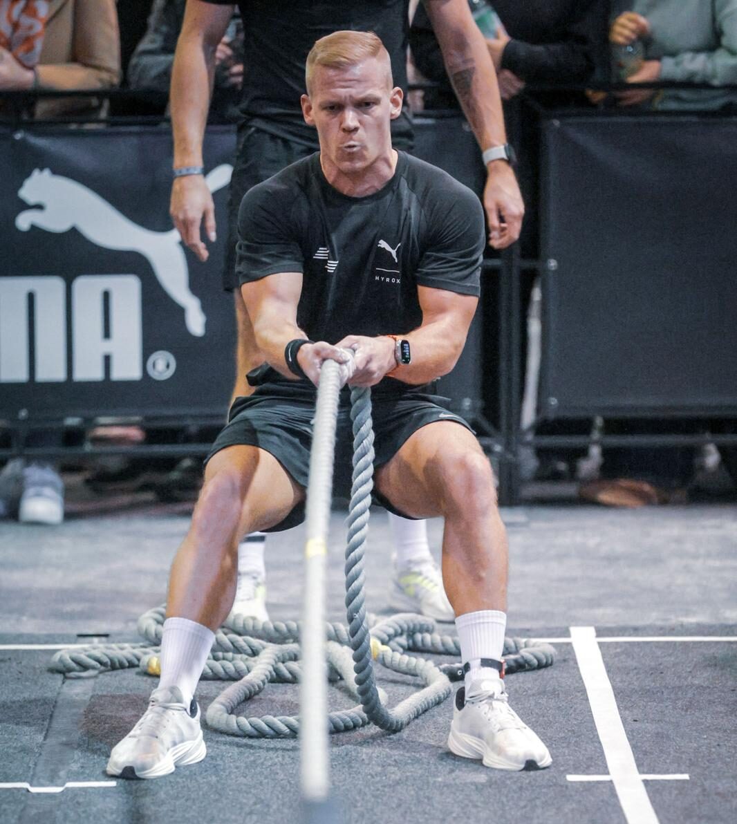 Profilfoto von Dominik – Teil des Trainerteams bei HM32 mit Hyrox-Erfahrung